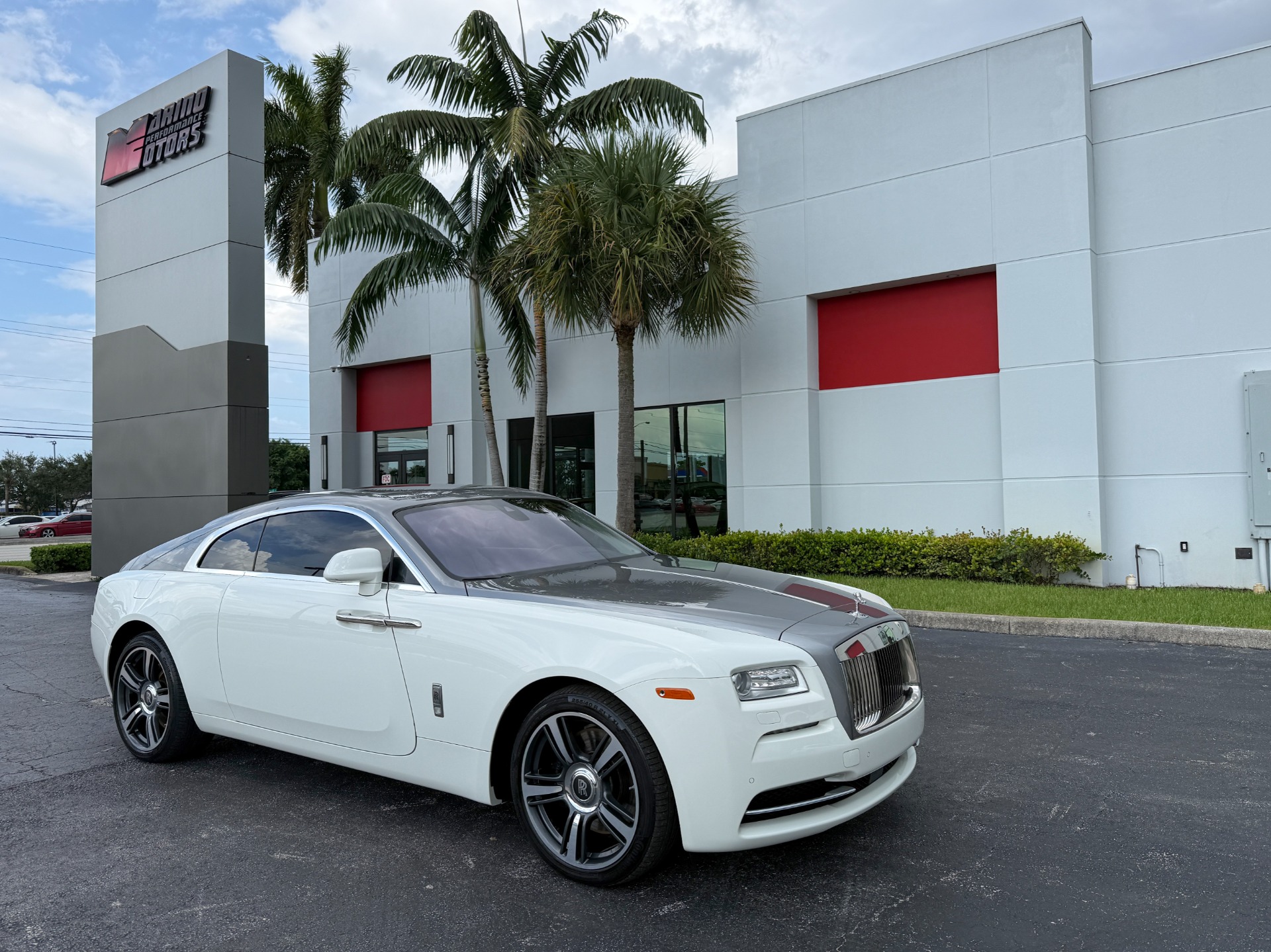 2014 Rolls-Royce Wraith Coupe Rear-Wheel Drive 8-Speed Automatic