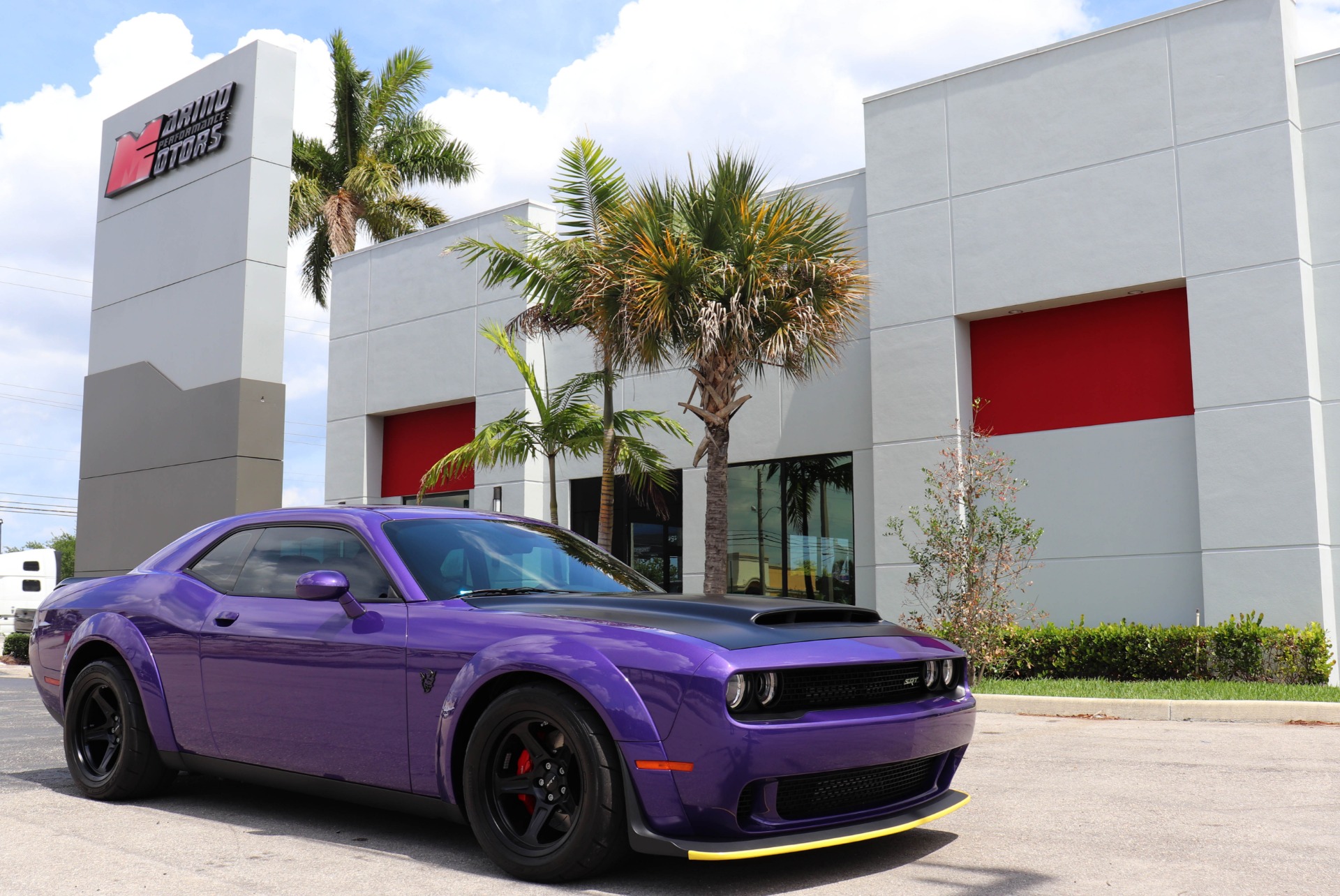 Used-2018-Dodge-Challenger-SRT 
