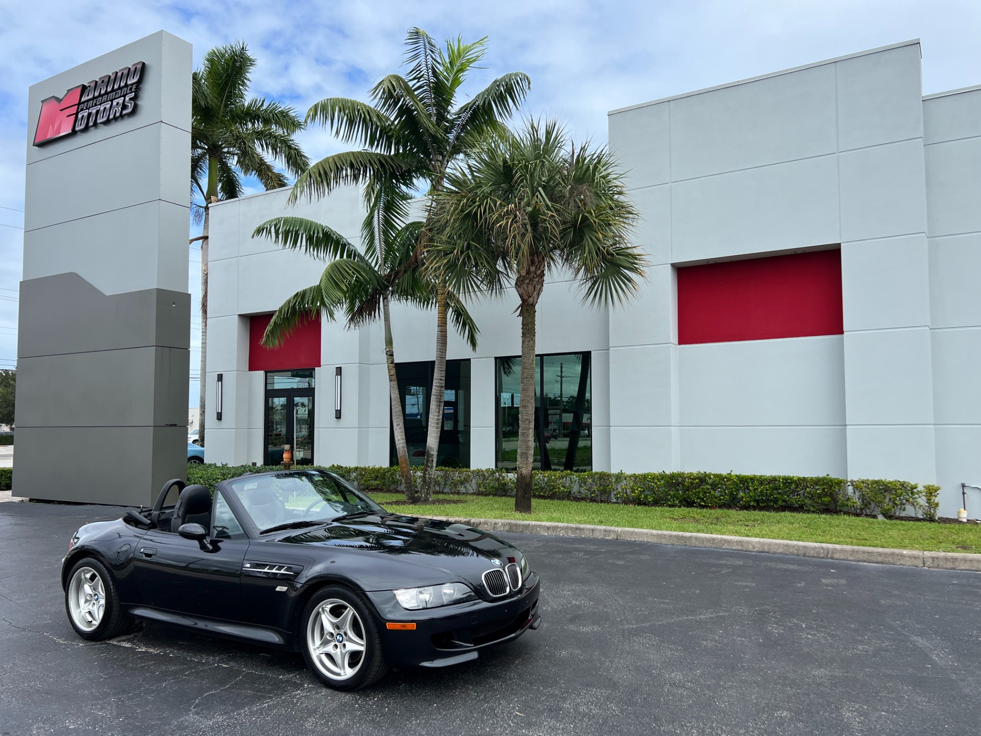 Used-2000-BMW-Z3-M-1729788980.jpg