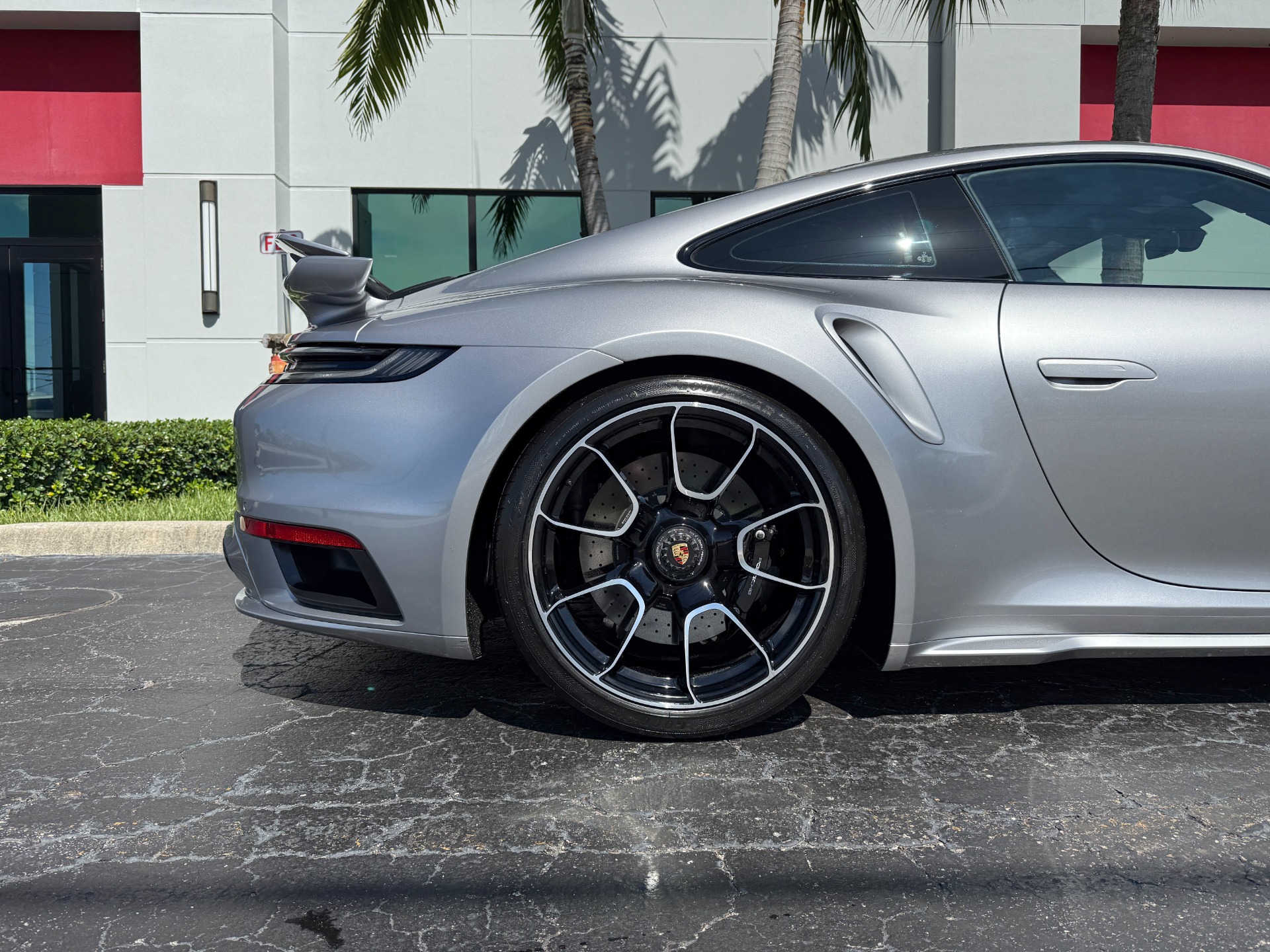 2021 Porsche 911 Turbo S photo 4