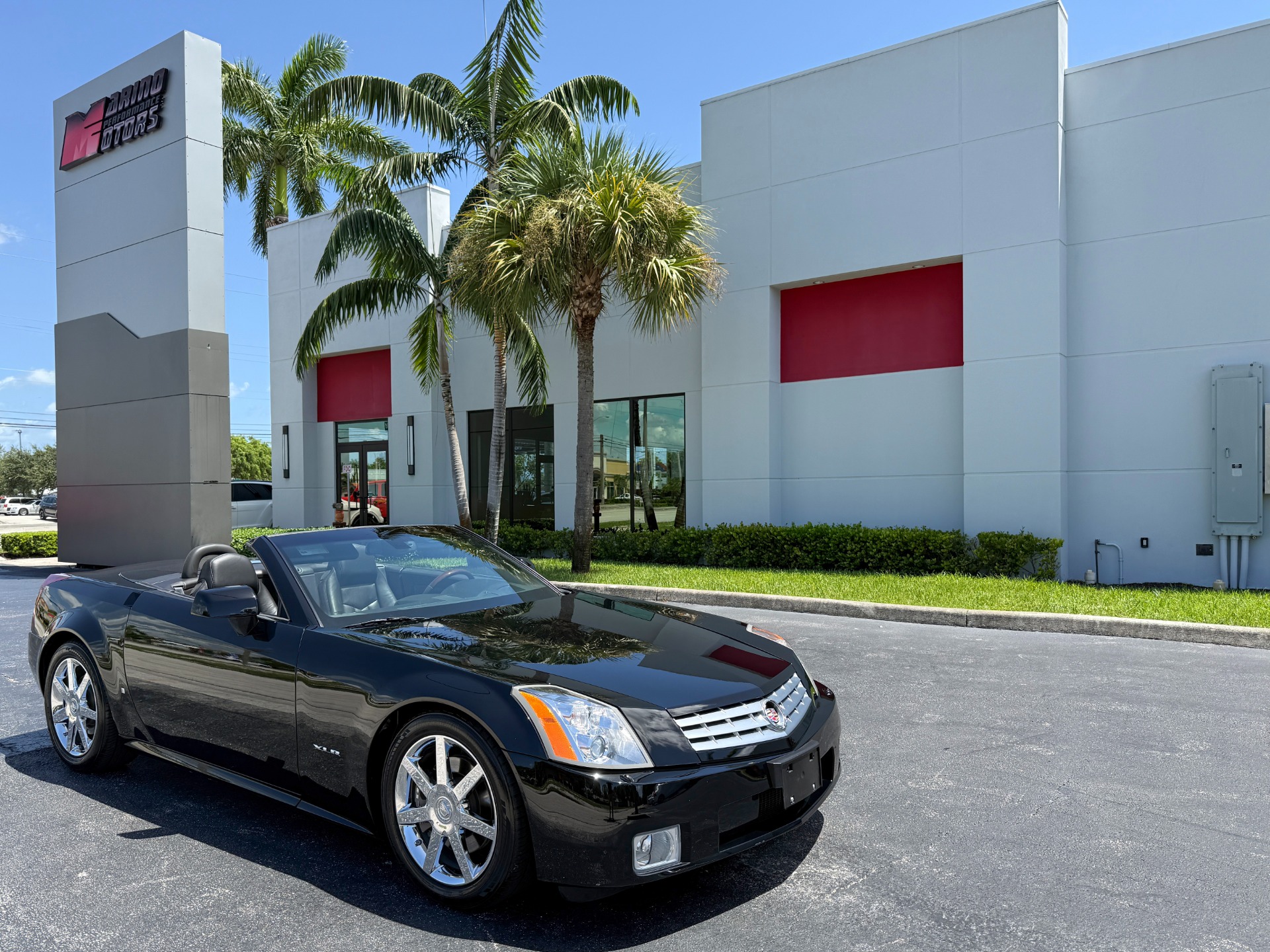 Used-2008-Cadillac-XLR-