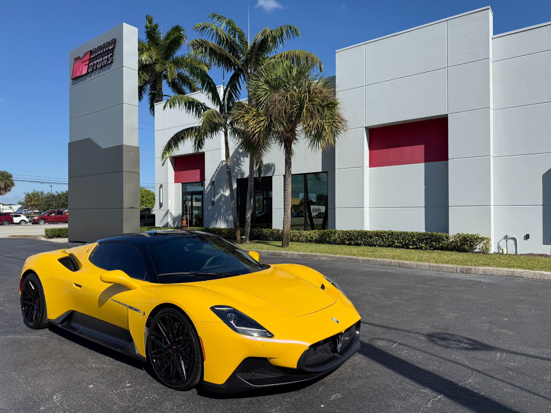 2022 MASTERS イエローフラッグ Used 2022 Maserati MC20 For Sale (Sold) | Marino Performance