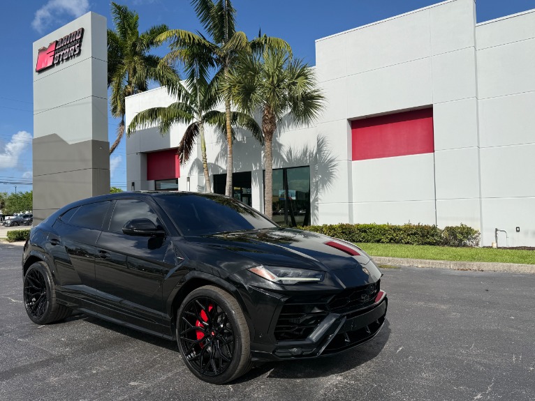 2019 Lamborghini Urus 4.0 V8's photo