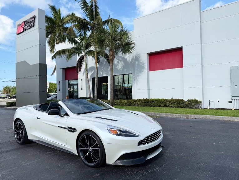 2014 Aston Martin Vanquish Base