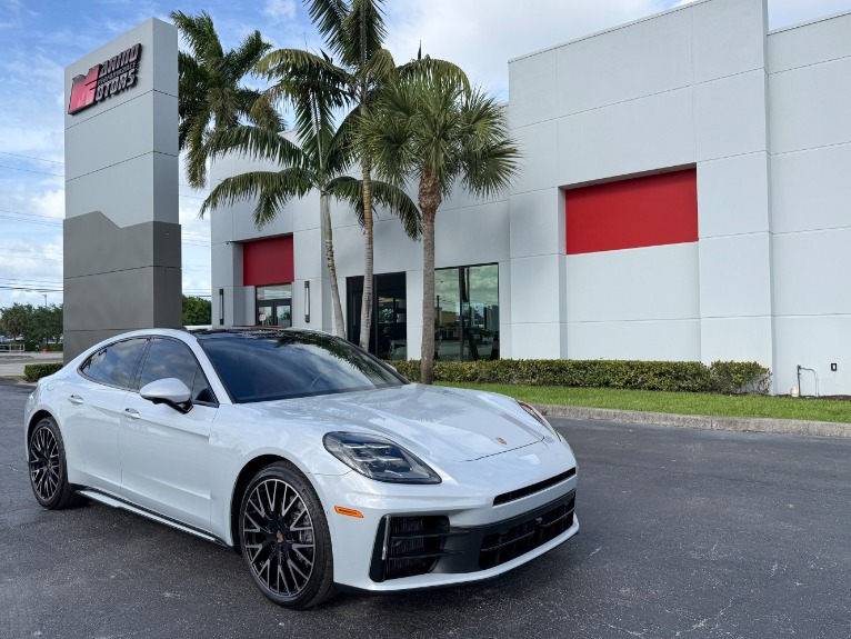 2024 Porsche Panamera Base