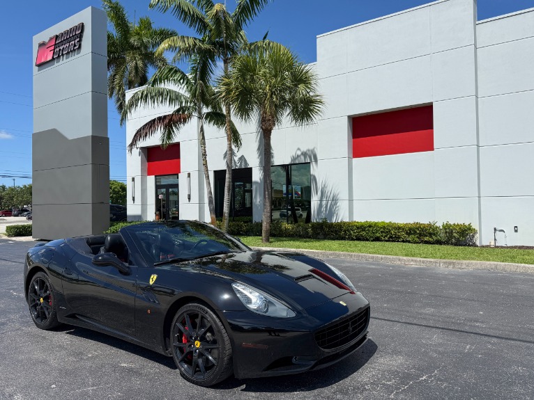 2010 Ferrari California -'s photo