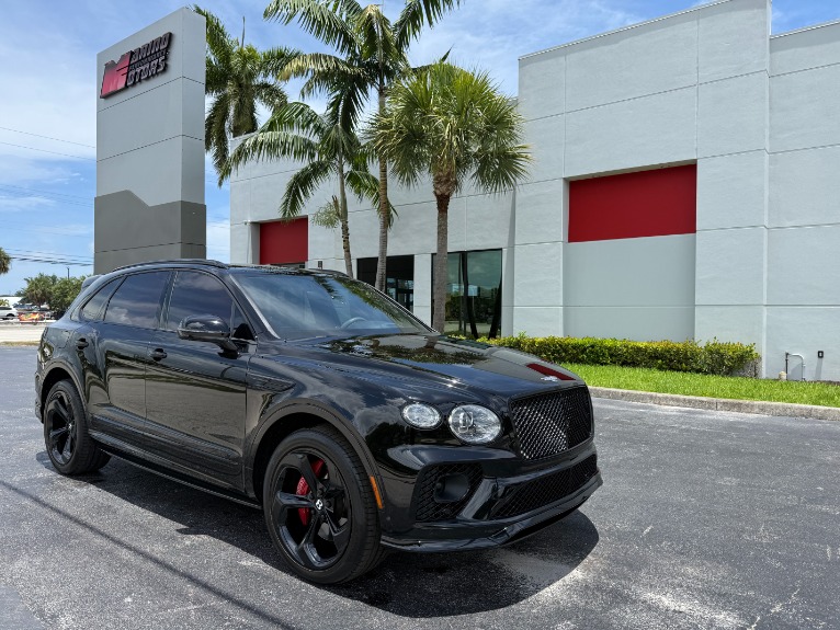 2022 Bentley Bentayga S's photo