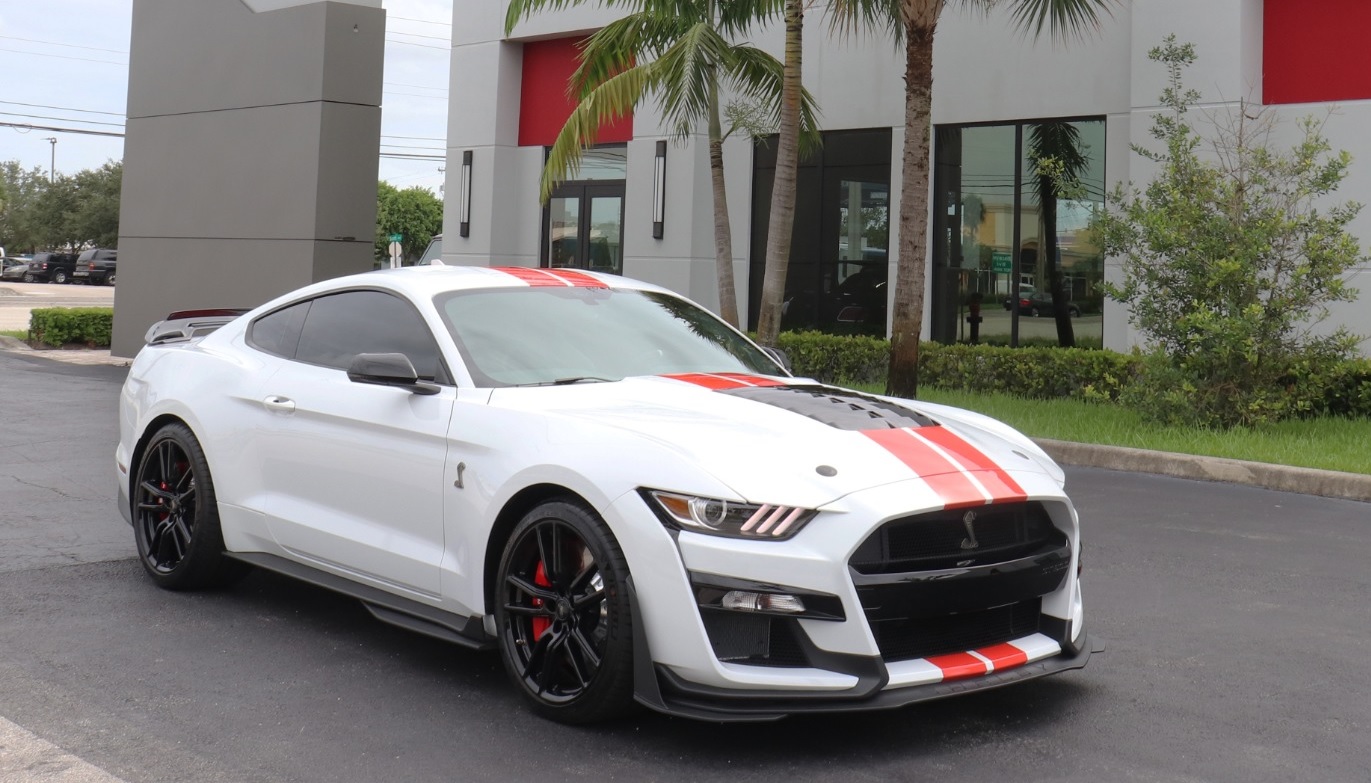 Ford Shelby Mustang GT500 Review